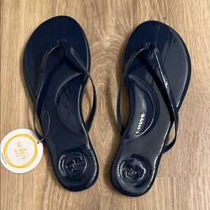 NWT Blue Thong Sandals with Smooth Patent Material